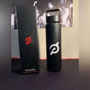 PELOTON GLASS WATER BOTTLE